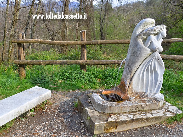 TENDOLA DI FOSDINOVO - La Fonte della Piletta, sorgente di pace