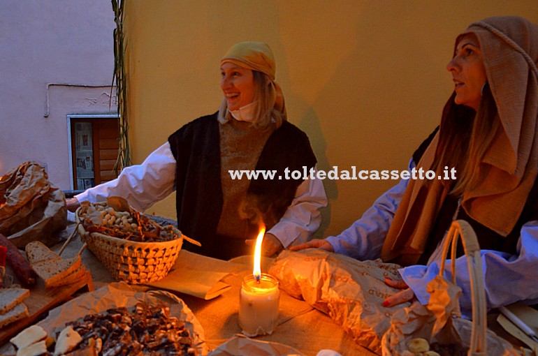 LERICI (Presepe vivente) - Bancarella con prodotti tipici locali