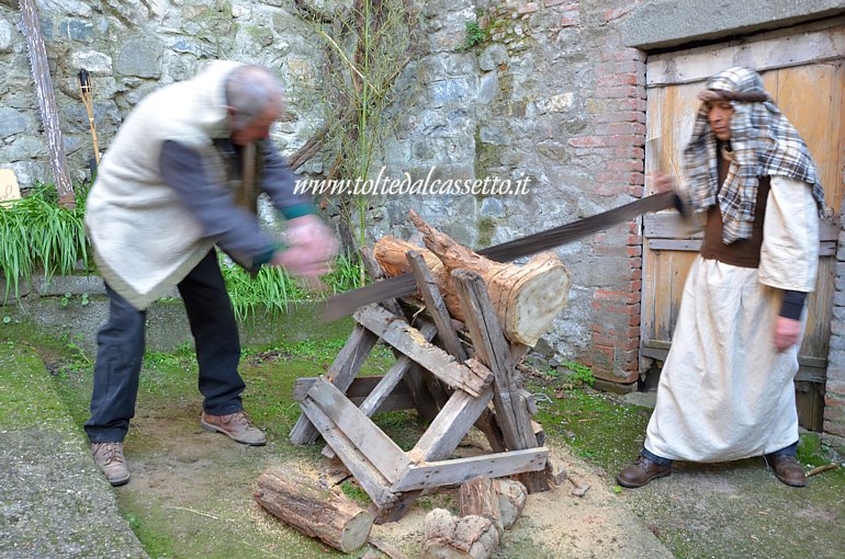 MALGRATE (Presepe vivente) - I taglialegna