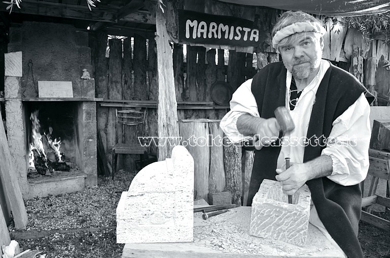 QUERCETA di SERAVEZZA (Presepe vivente) - Il marmista