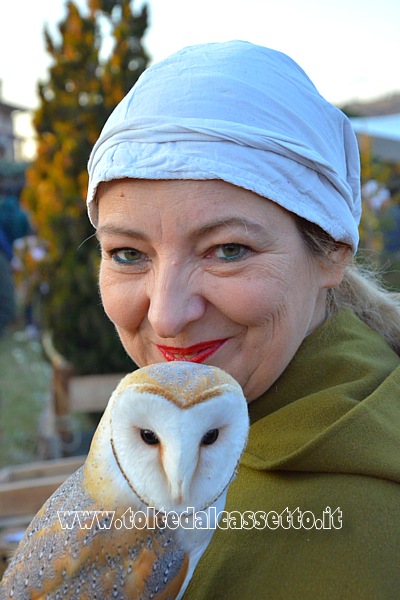 QUERCETA di SERAVEZZA (Presepe vivente) - La falconiera e il barbagianni (Tyto alba)