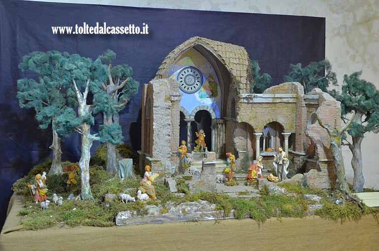 PRESEPE STATICO - Modello in stile popolare realizzato dal rione Madonnetta