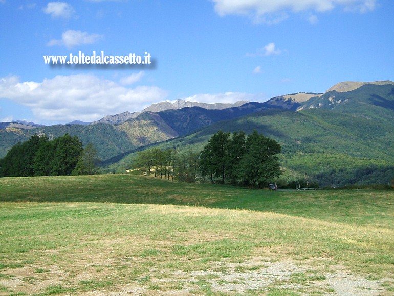 MONTE ARGEGNA - Vista in direzione dell'Appennino Tosco-Emiliano