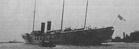 GENOVA - Lo yacht "Victoria and Albert" dei Sovrani d'Inghilterra mentre lascia il porto nel marzo del 1925