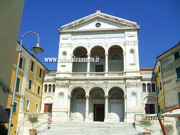 MASSA - Cattedrale dei Santi Francesco e Pietro