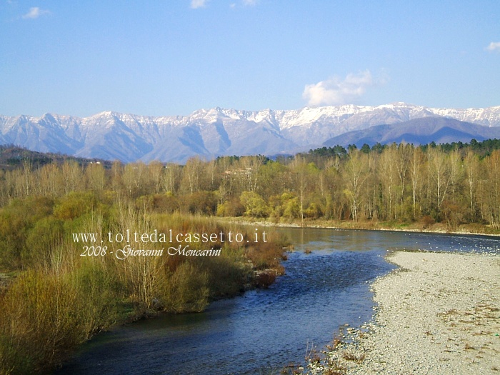 FIUME MAGRA - Paesaggio a Terrarossa