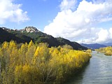 VEZZANO LIGURE - Paesaggio autunnale con fiume Magra