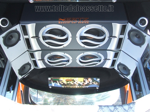 TUNING - Bagagliaio concept di Hyundai Coup con Hertz Special Car Stereo