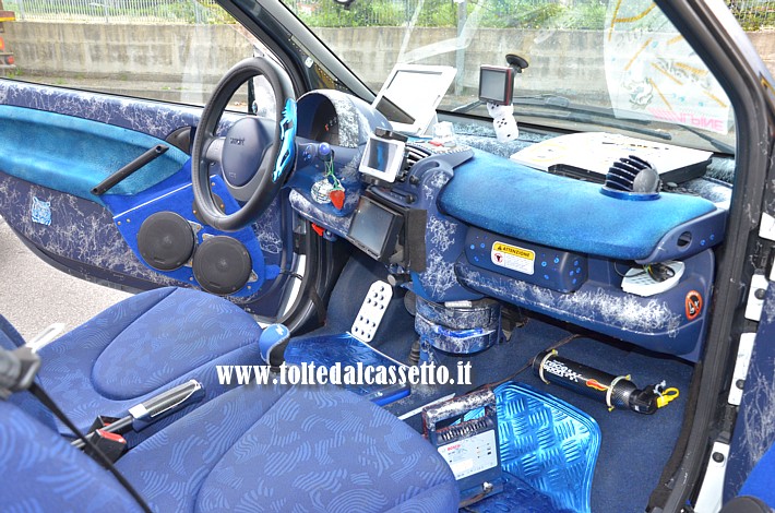 TUNING - Smart con interni di colore blu