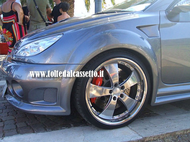 TUNING - Cerchio in lega Atp con pneumatico ribassato Toyo Tires