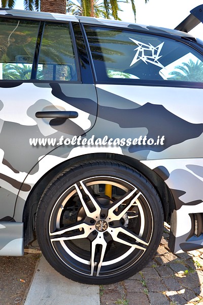 TUNING - Cerchio in lega BARRACUDA Starzz con pneumatico KUMHO Ecsta SPT