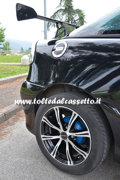 TUNING - Cerchio in lega BORBET con pneumatico SUMO FIRENZA ST 08, montati su una Opel Tigra