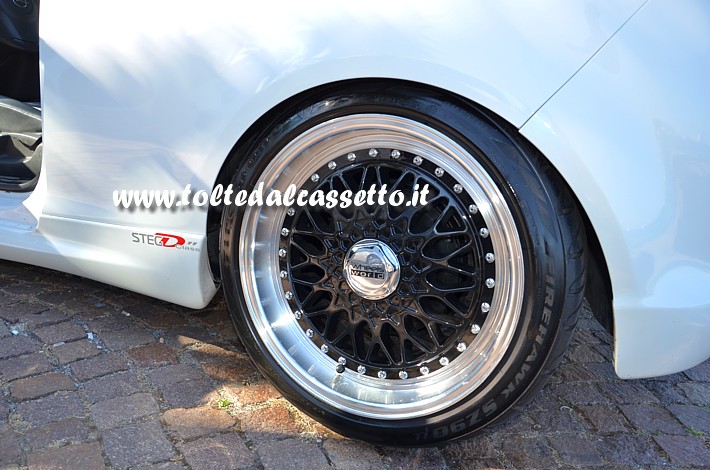 TUNING - Cerchio in lega WHEELS WORLD WW RS Black Polished Lip con pneumatico FIRESTONE Firehawk SZ90