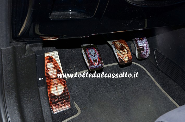 TUNING - Pedaliere aerografate di una FIAT PUNTO