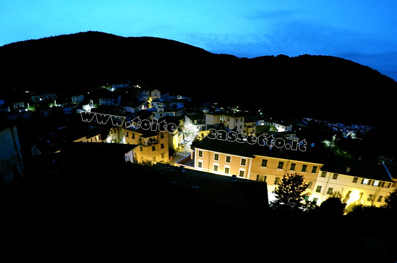 AMEGLIA - Il centro storico al calar della notte