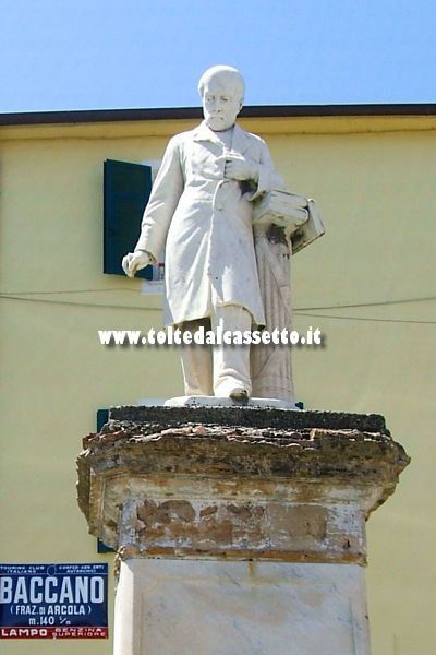 BACCANO DI ARCOLA - Monumento a Giuseppe Mazzini