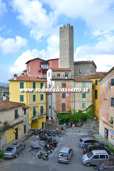 ARCOLA - La torre degli Obertenghi (Monumento Nazionale)