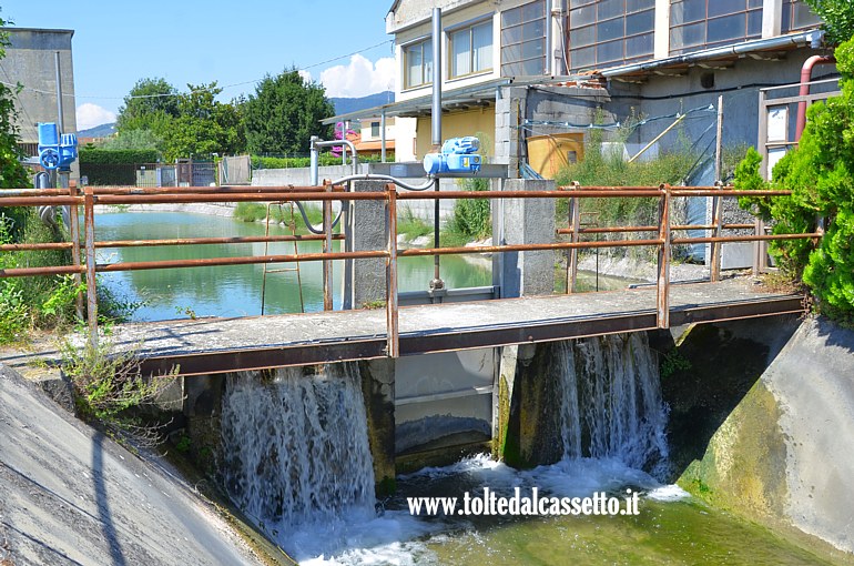 CANALE LUNENSE - La chiusa nel comune di Luni presso la quale l'impianto ha termine