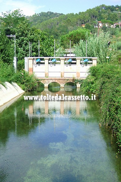 CANALE LUNENSE - Chiusa a Ponzano Magra per regolare il flusso delle acque in prossimità della ex Ceramica Vaccari