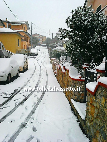 SANTO STEFANO DI MAGRA (Nevicata Marzo 2018) - La salita di Via Ratti Silvio