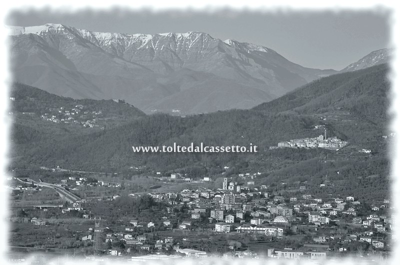 S.STEFANO DI MAGRA - Panorama con i borghi toscani di Caprigliola e Podenzana