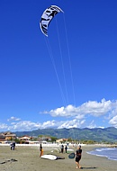 FIUMARETTA - La spiaggia  molto apprezzata anche dagli appassionati di "kitesurf" per la presenza di un campo scuola