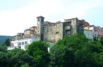 AMEGLIA - La rocca del centro storico