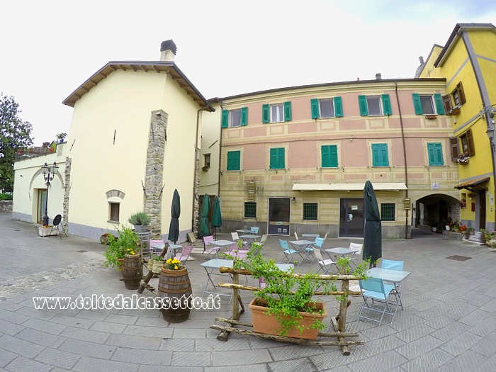 BRUGNATO - Spazi delimitati in Piazza Ildebrando