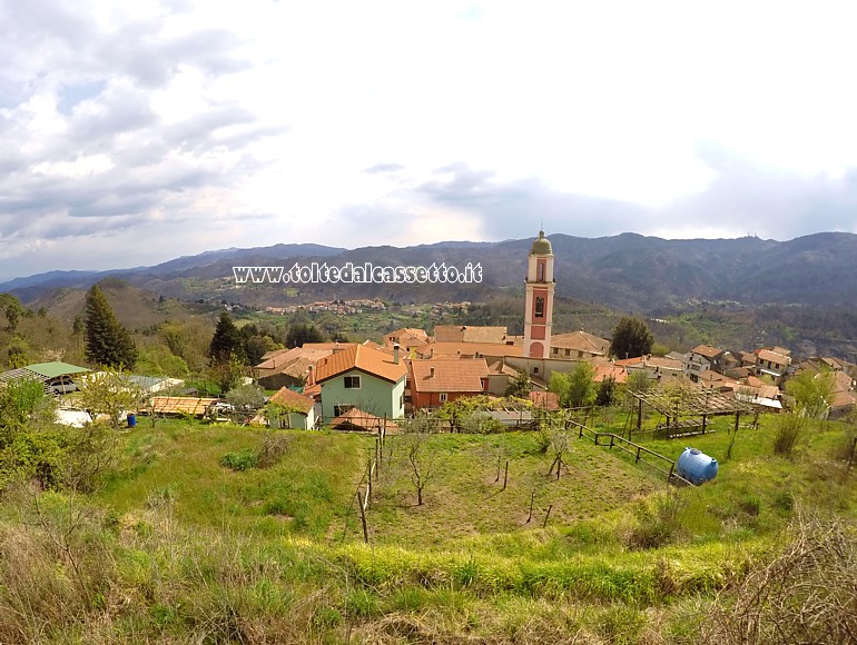 CARRO - Panorama della frazione Castello