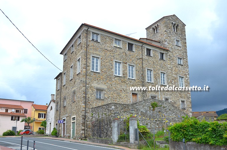 CEPARANA - Il Palazzo Giustiniani