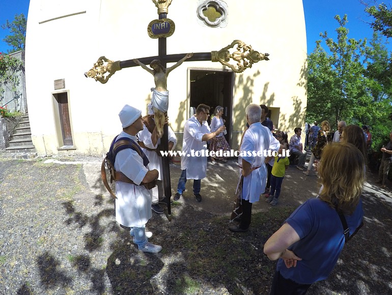 SANTUARIO di CERRETA - Uno dei Cristi portati in processione