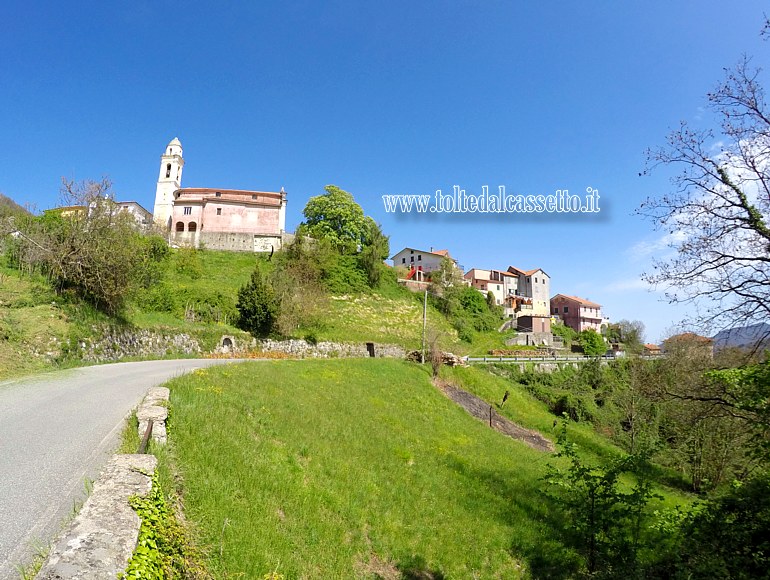 OSSEGNA DI MAISSANA - Skyline con la Chiesa di San Michele