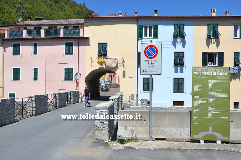 PIGNONE - Nel maggio 2017 il ponte carrabile si presenta ristrutturato