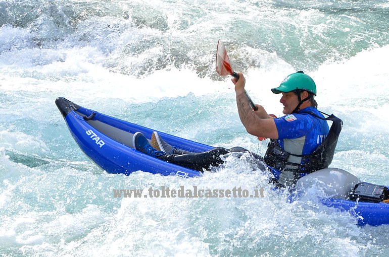 RAFTING SUL FIUME VARA (7 marzo 2021) - Canoista dell'Italia lungo il percorso delle gare