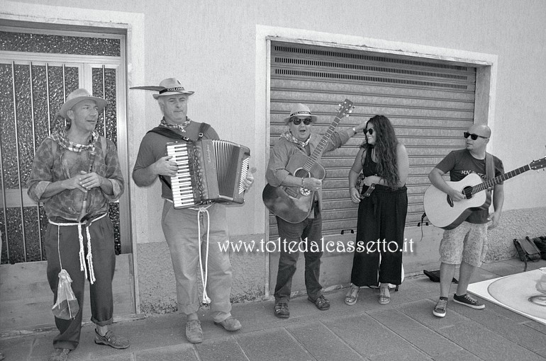 SAN PIETRO VARA in fiera - I musicanti