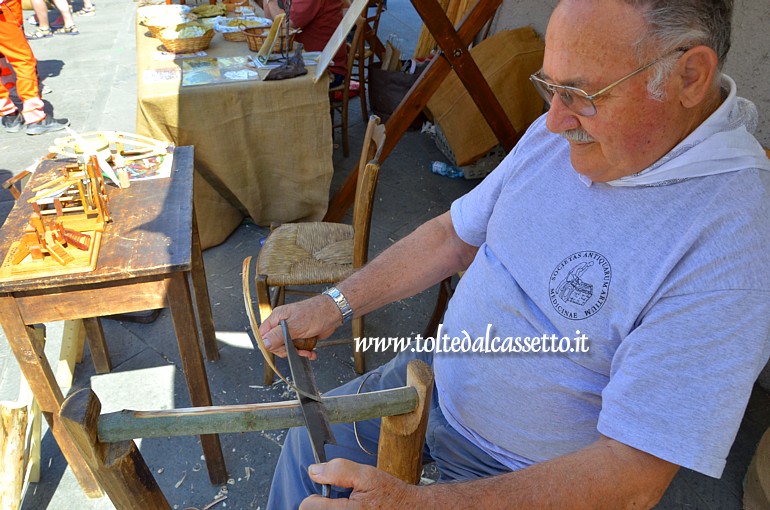 SAN PIETRO VARA in fiera - Il seggiolaio