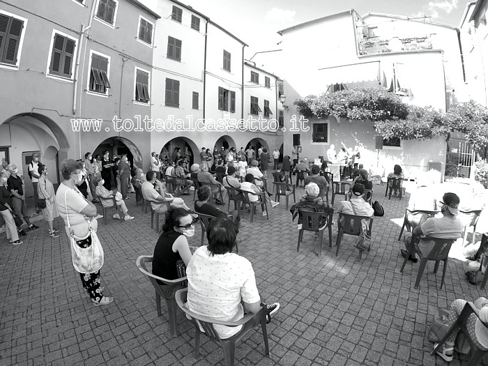 VALLE BIO FESTIVAL 2020 - Incontri con i visitatori in Piazza Fieschi