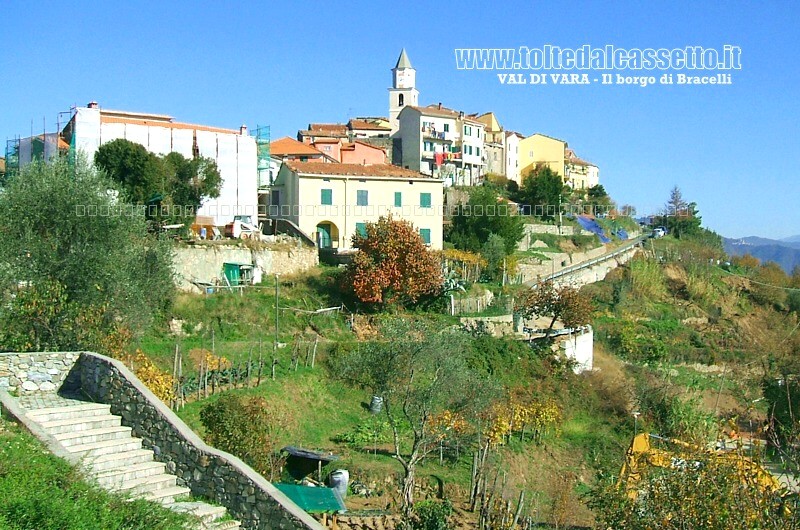 BRACELLI (frazione di Beverino) - Panorama del centro storico