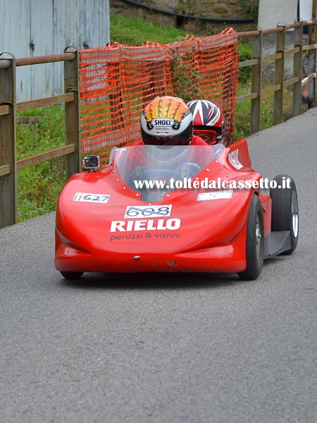 RICCO' DEL GOLFO (Cronodiscesa Casella-Valdipino 2014) - Il carrettino gommato biposto n.5 ha vinto la sua categoria ma  anche
		risultato il pi veloce di tutti i mezzi partecipanti. Per percorrere i 1800 metri del tracciato ha impiegato 2'29"21