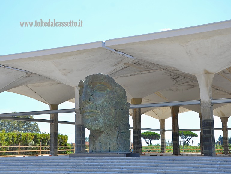 PIETRASANTA (Viale Oberdan) - Il Museo della Collezione Mitoraj quando era in corso di costruzione