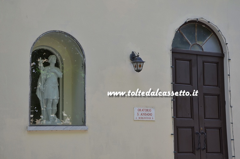 SERAVEZZA - L'Oratorio di Sant'Ansano che  annesso alla Chiesa della Santissima Annunziata