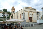 Monumento al Granduca Leopoldo II e chiesa di Sant'Agostino