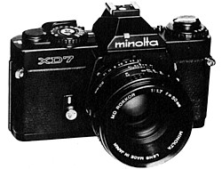 La MINOLTA XD-7 poteva lavorare in doppio automatismo (priorit di tempi o diaframmi) o in manuale