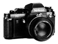 Esemplare di Nikon F3, prima reflex 35 mm con cifre nel mirino indicate da cristalli liquidi
