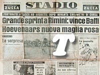 STADIO del 25 maggio 1960 - Al 43° Giro la tappa di Rimini è vinta da Pierino Baffi che batte in volata Nino Defilippis. Anquetil perde la maglia rosa