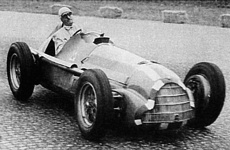 Nino Farina, alla guida di un'Alfa Romeo, fu il primo campione mondiale di Formula Uno