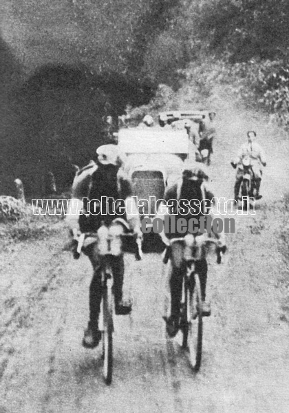 COSTANTE GIRARDENGO divenne famoso nel 1918 quando vinse la Milano-Sanremo. Eccolo in azione su una salita dal fondo ghiaioso, tipico delle strade dell'epoca