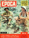 EPOCA del 13 giugno 1954 - Lacedelli e Abram, fotografati al campo base a 5.000 m., mentre studiano la montagna da scalare