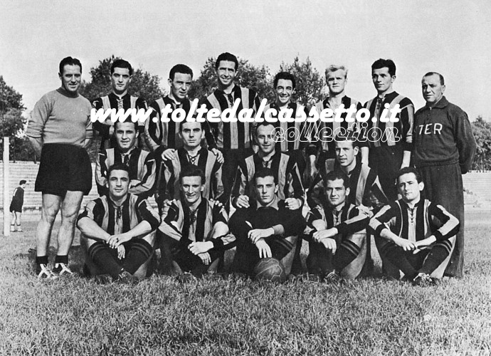 La formazione dell'Inter che ha vinto il campionato 1952-1953 (6° scudetto)